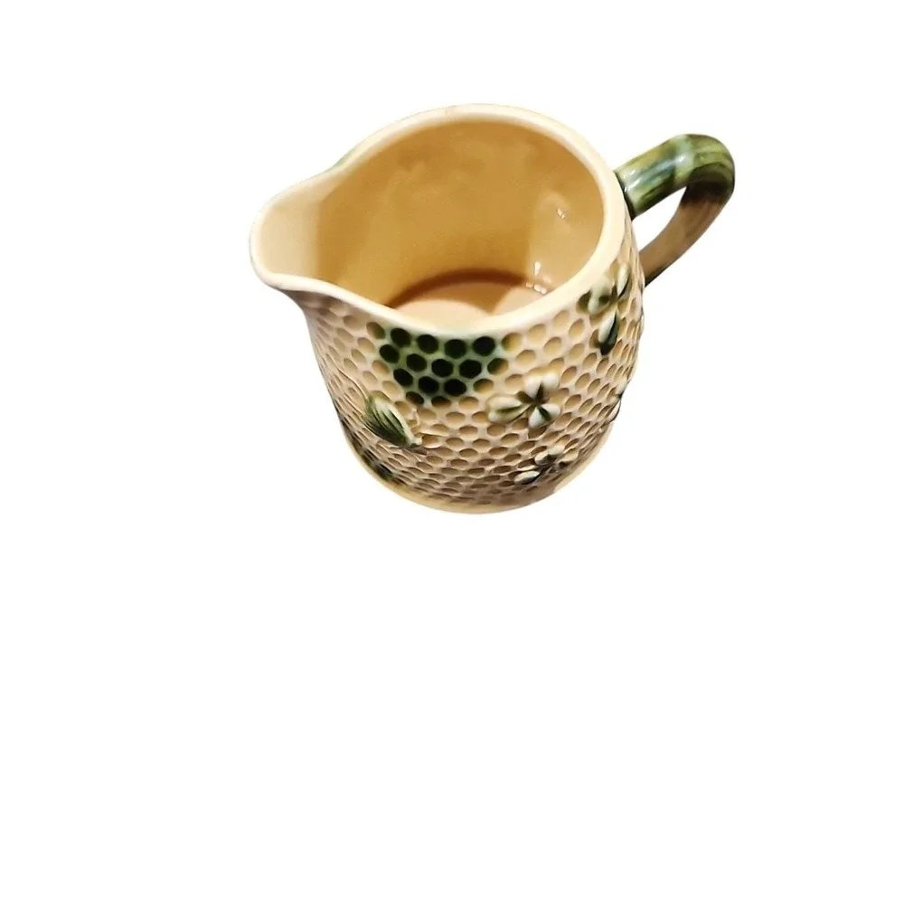 Vintage Brinn's Honey Bee Comb Clover Creamer, Sugar set Lovely, Salt And Pepper